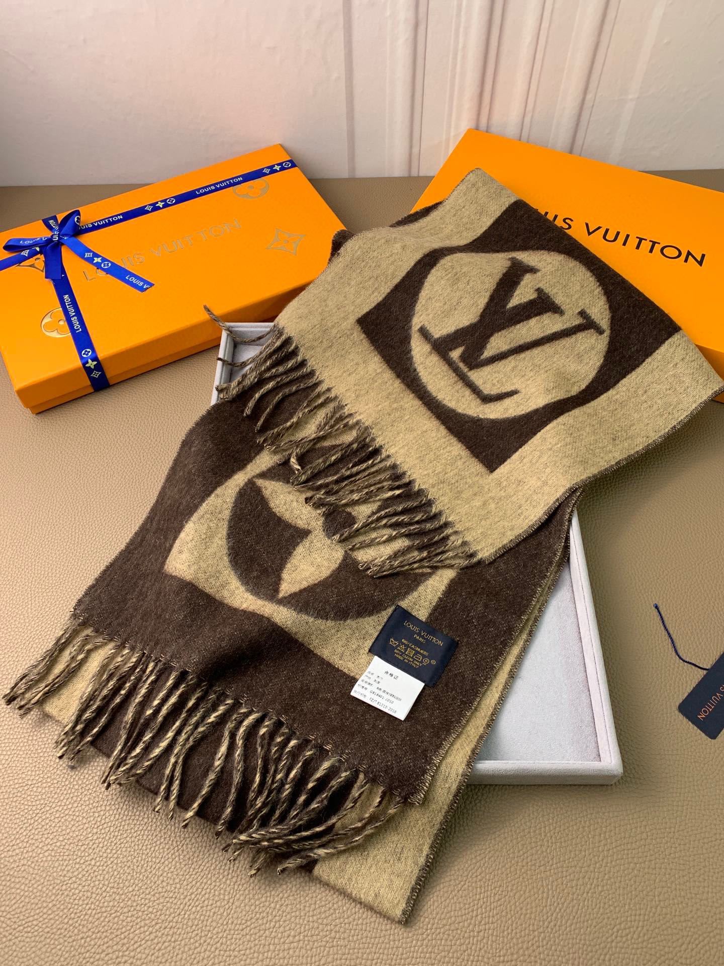 Louis Vuitton Scarf